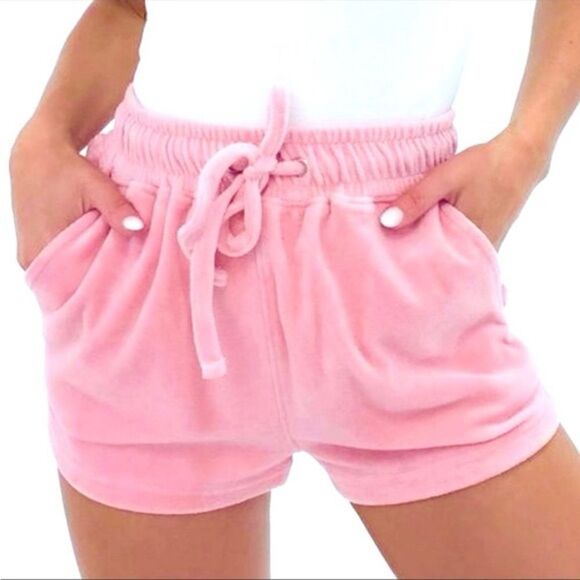 NWOT Missguided Pink Velour style Shorts with pockets in US8 / Medium - Picture 1 of 6